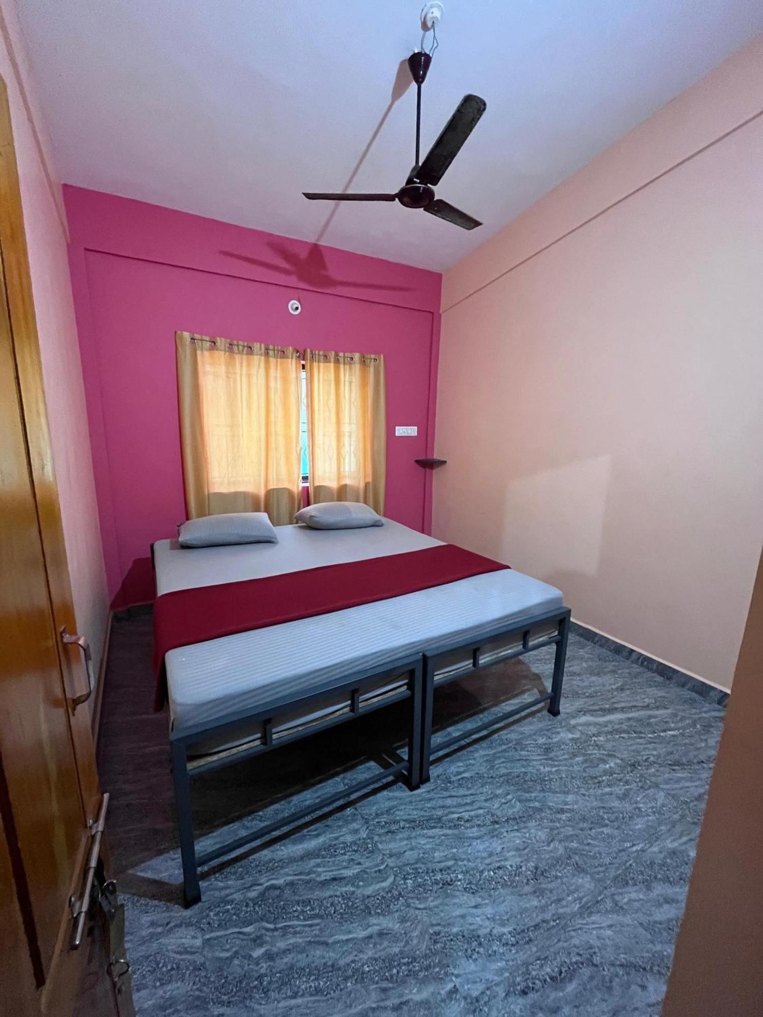 Hostelvk Gokarna Holiday home *