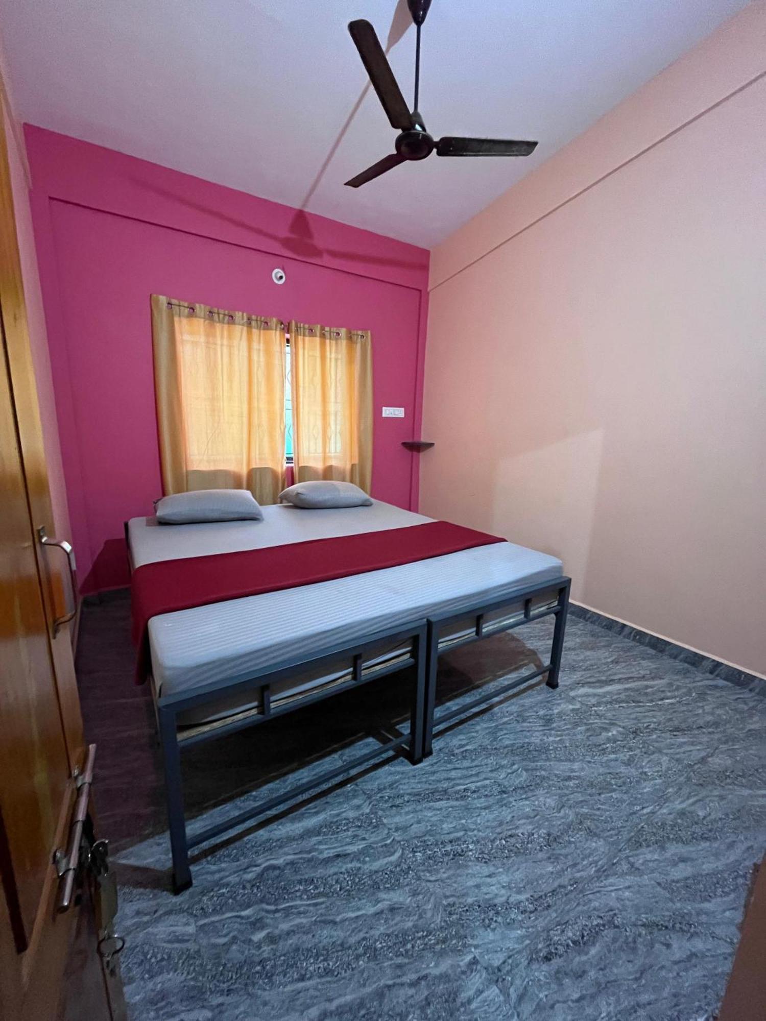 Hostelvk Gokarna * Gokarna (Karnataka)
